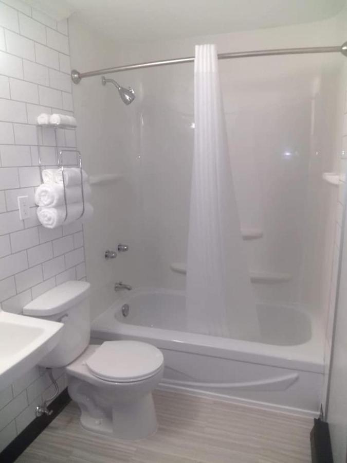 סטפנוויל Acadian Hotel מראה חיצוני תמונה